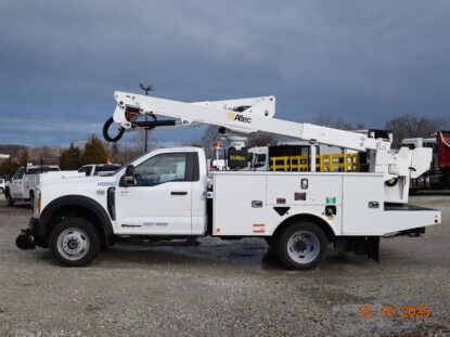 Hi Rail Bucket Truck