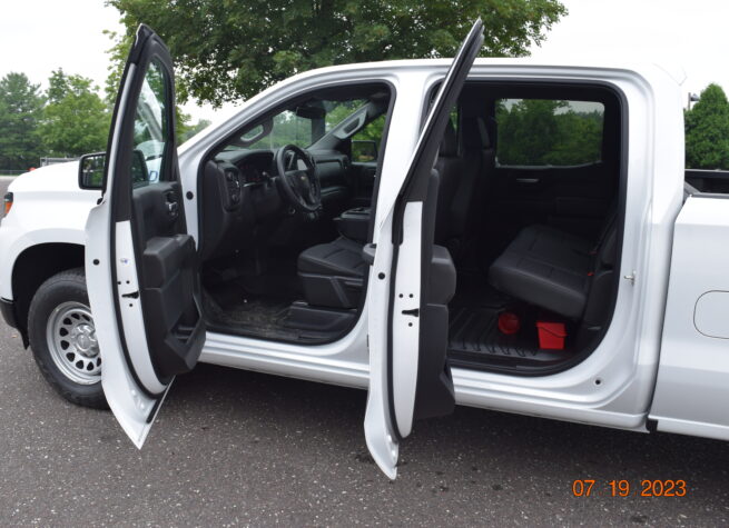 1500 / 150 / 1/2 Ton Pickup Truck