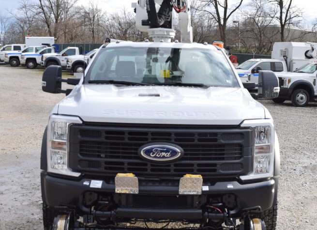 Hi Rail Bucket Truck