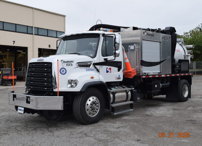 Hi Rail Vacuum Truck