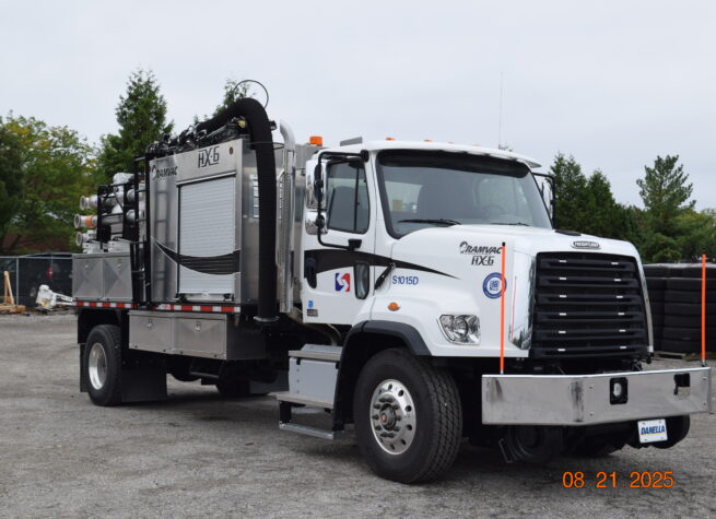 Hi Rail Vacuum Truck