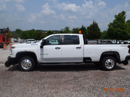 Hi Rail 2500 / 250 1 Ton Crew Cab Pickup Truck