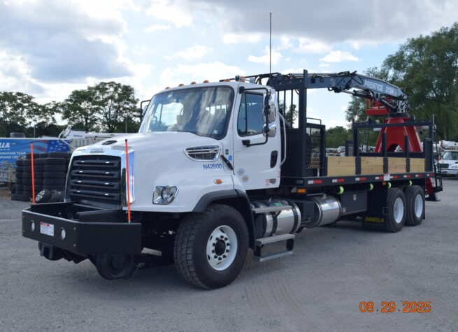 Hi Rail Log Loader / Grapple Truck / Material Handler