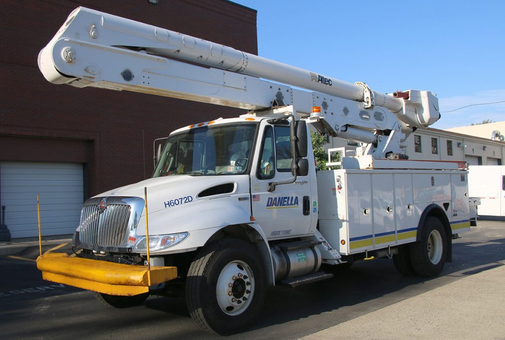 55' Bucket Truck 33,000 GVWR Danella Companies