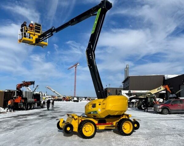 MEWP Port delivery photo 2